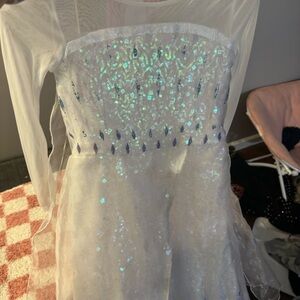 Elsa dress from the Disney Store- Size 5/6